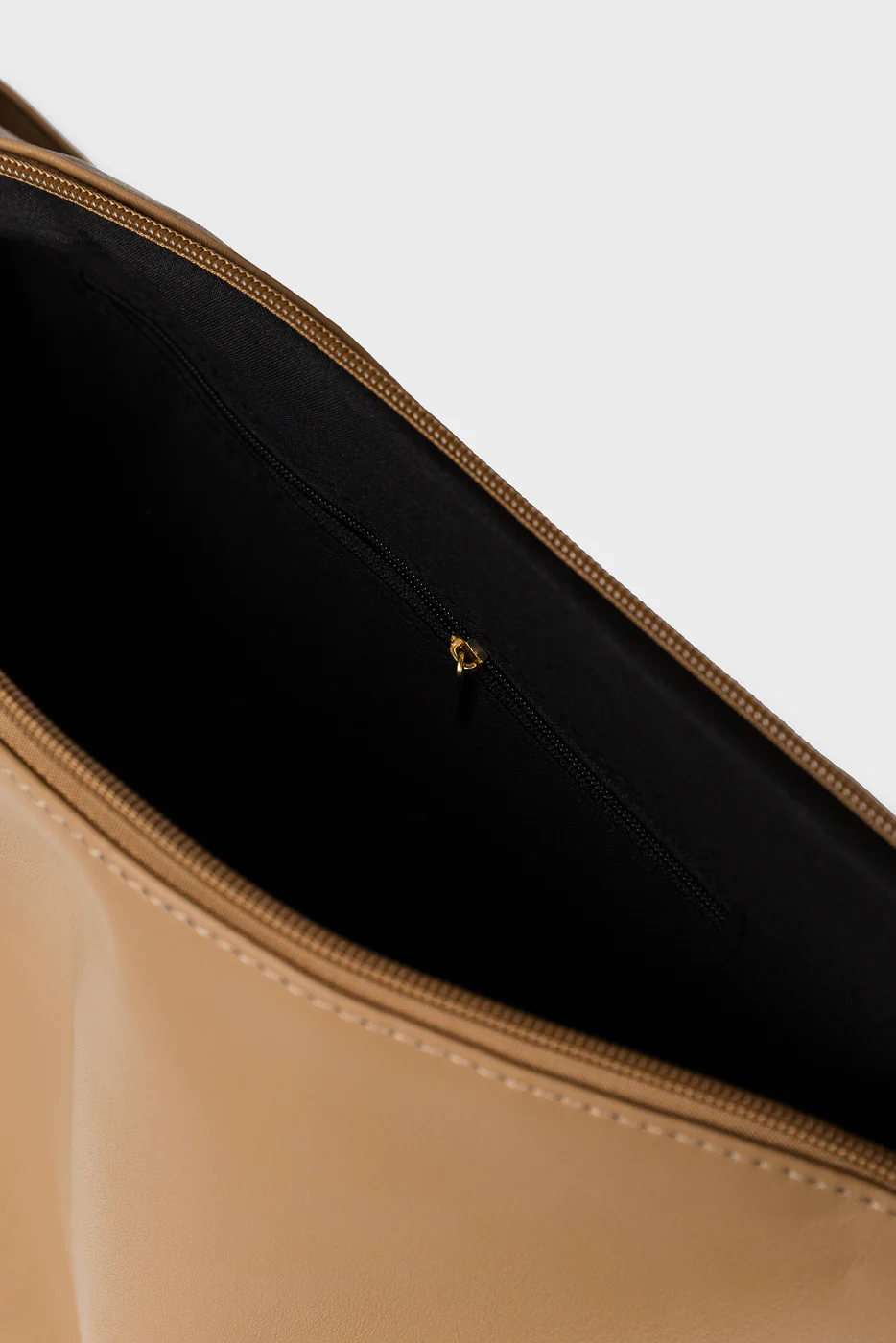 HOBO BAG - Image 4