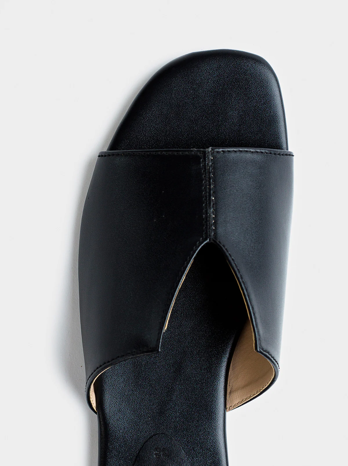 FOOTWEAR - Image 4