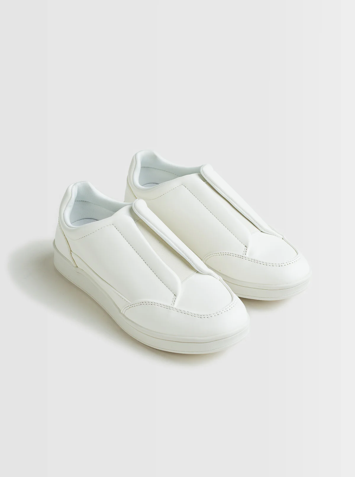 FOOTWEAR - Image 3