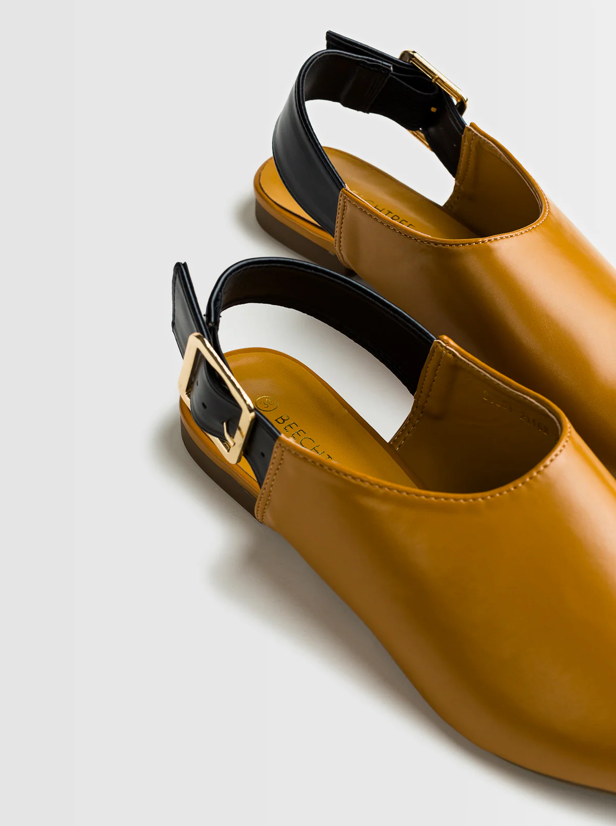 FOOTWEAR - Image 4
