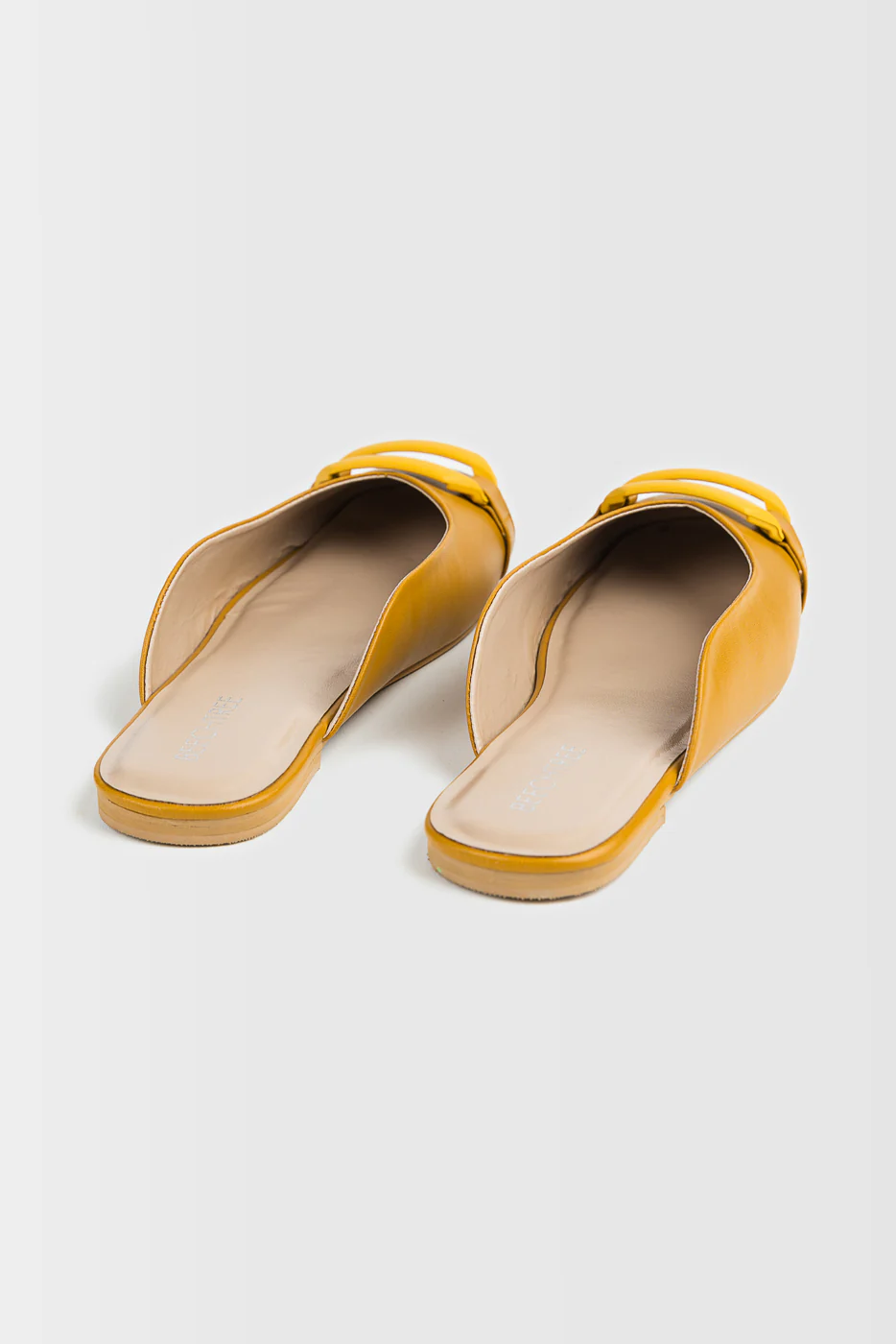 FOOTWEAR - Image 4
