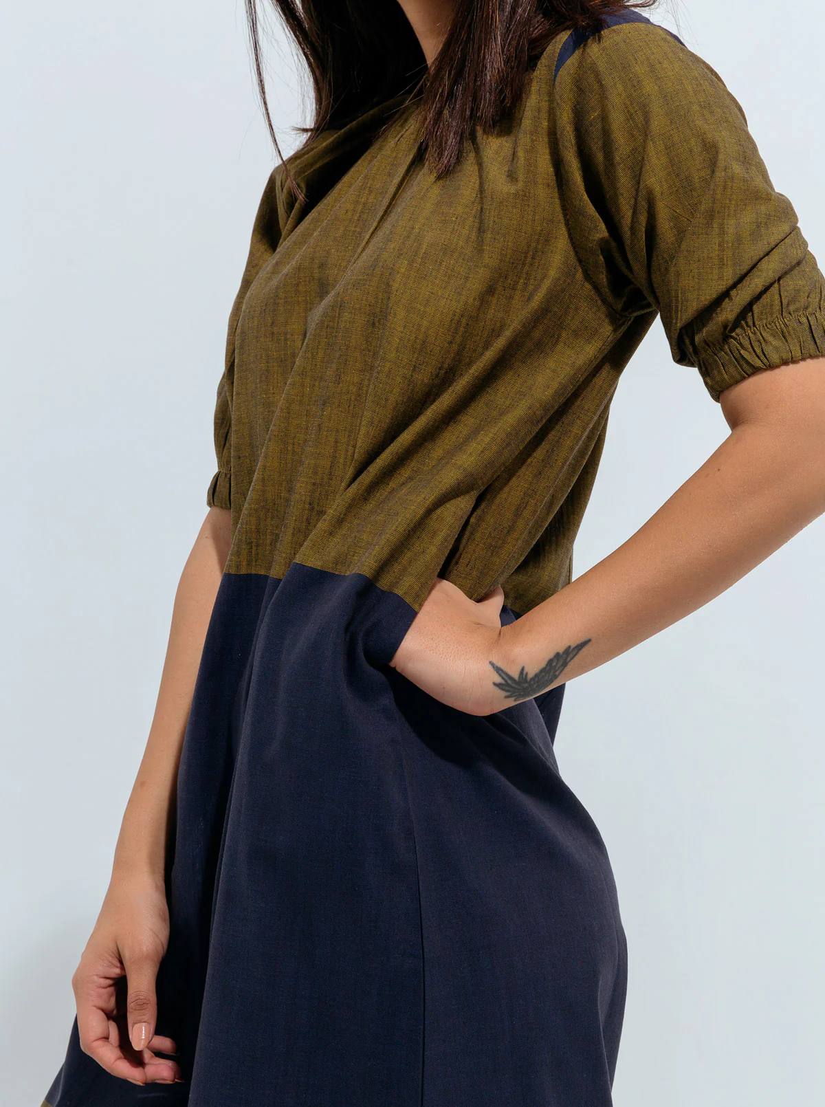 SMOCKED NECKLINE STRIPED DRESS - Image 4