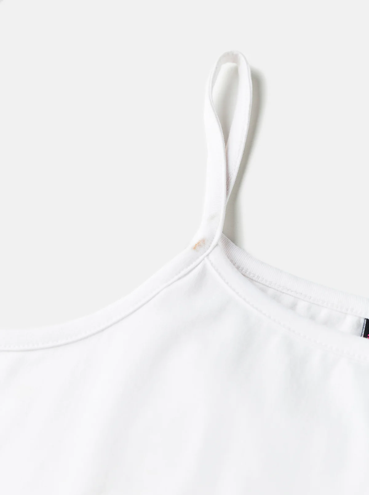 WHITE STRAPPY TANKTOP - Image 2