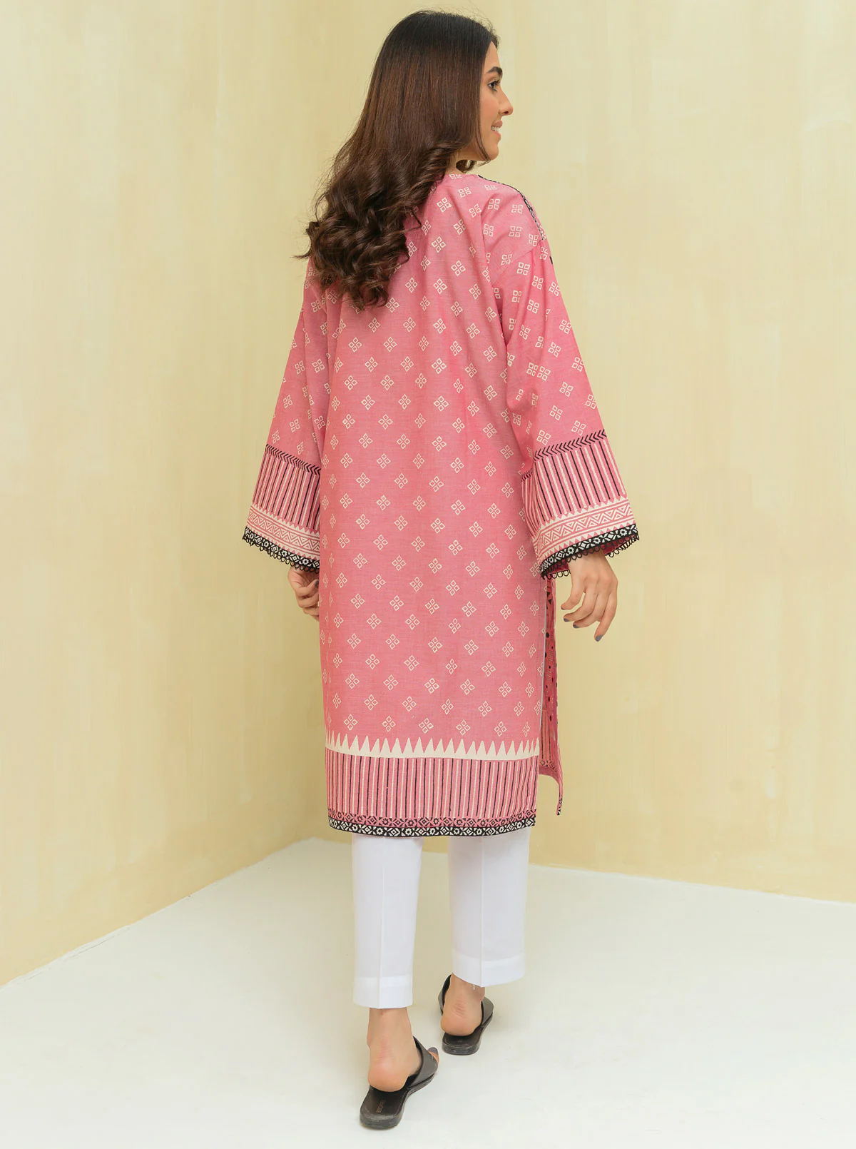 ARTISAN - Image 3