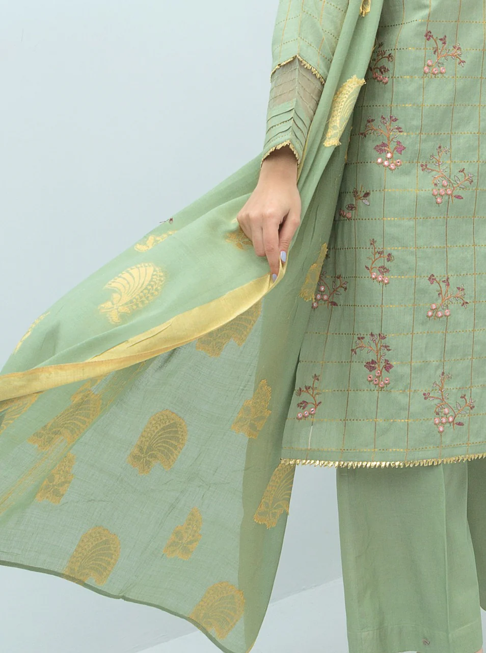 EMBROIDERED SHIRT WITH DUPATTA - Image 2