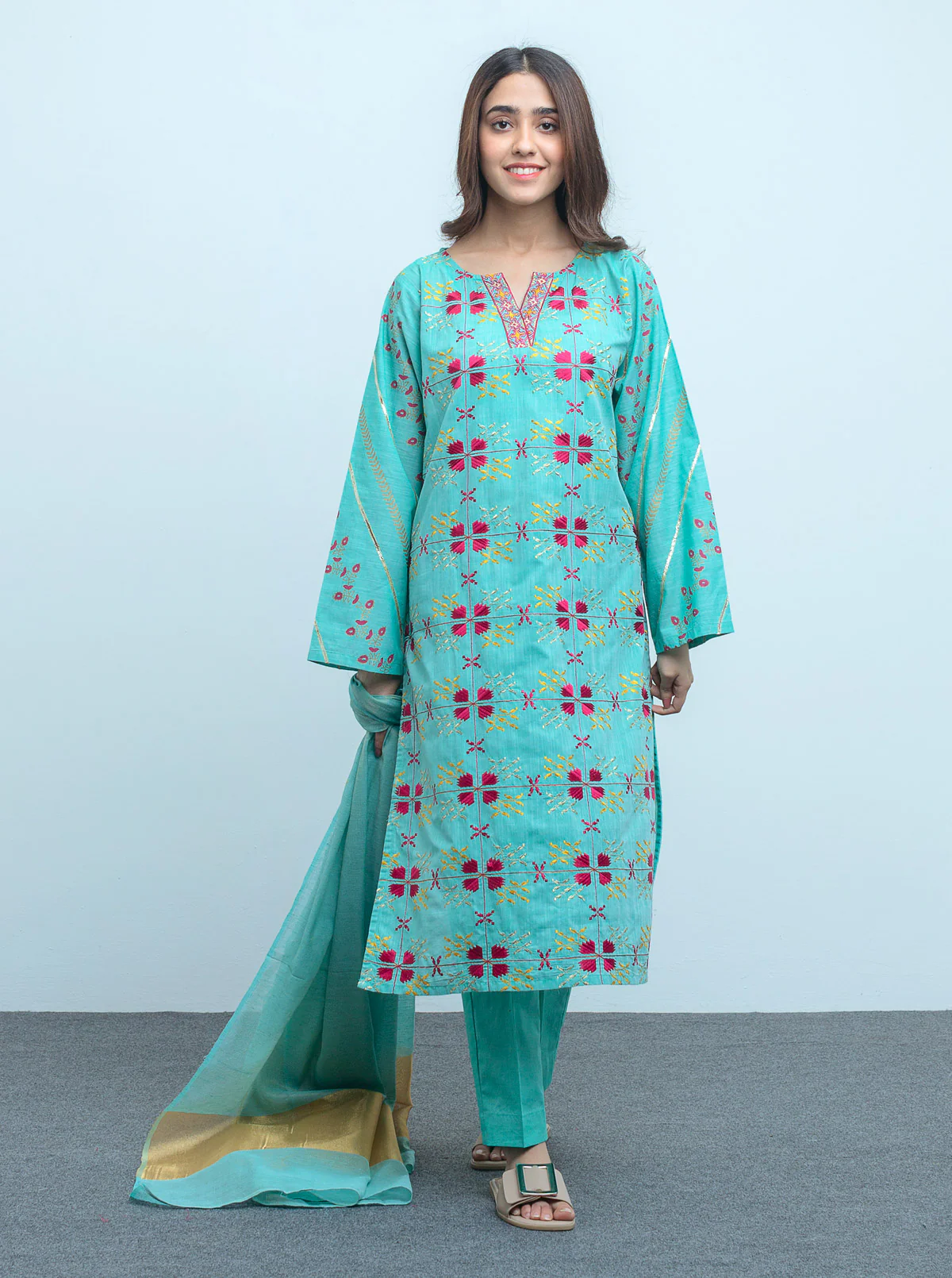 EMBROIDERED SHIRT WITH DUPATTA - Image 4