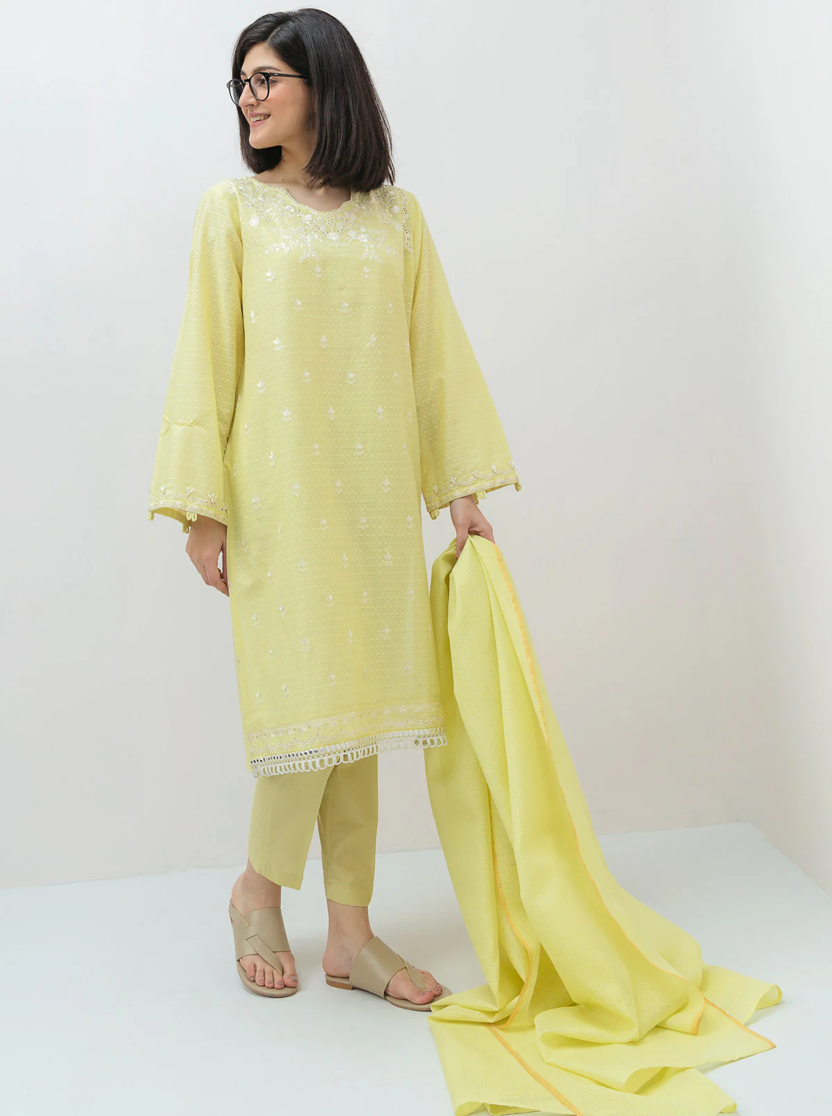 EMBROIDERED SHIRT WITH DUPATTA - Image 3