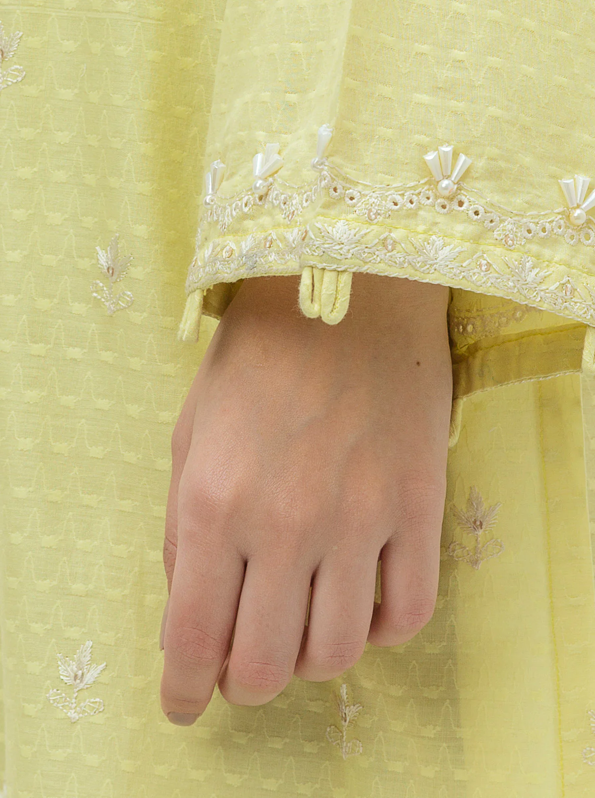 EMBROIDERED SHIRT WITH DUPATTA - Image 4