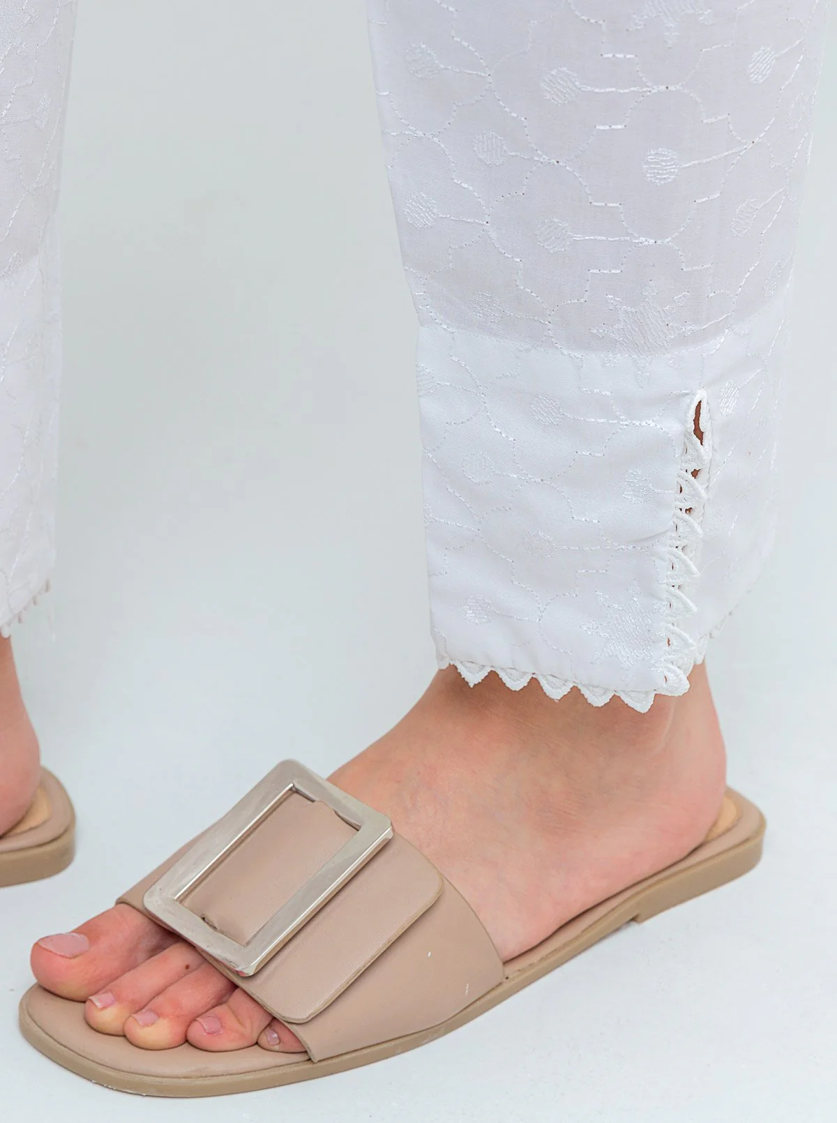 EMBROIDERED STRAIGHT PANTS - Image 2