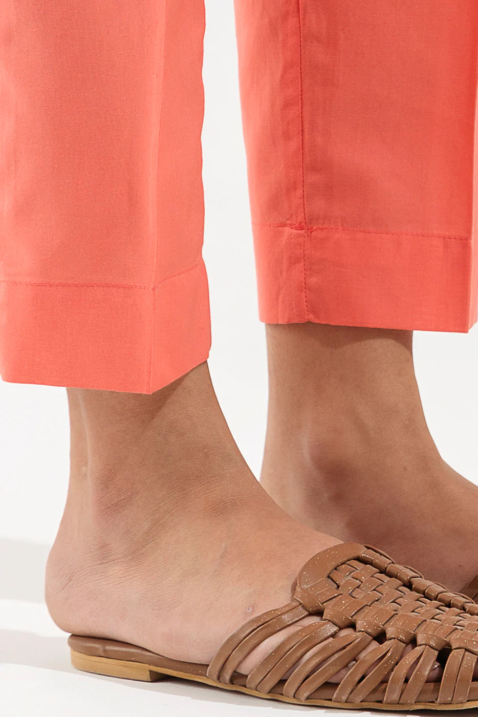BASIC STRAIGHT PANTS - Image 2