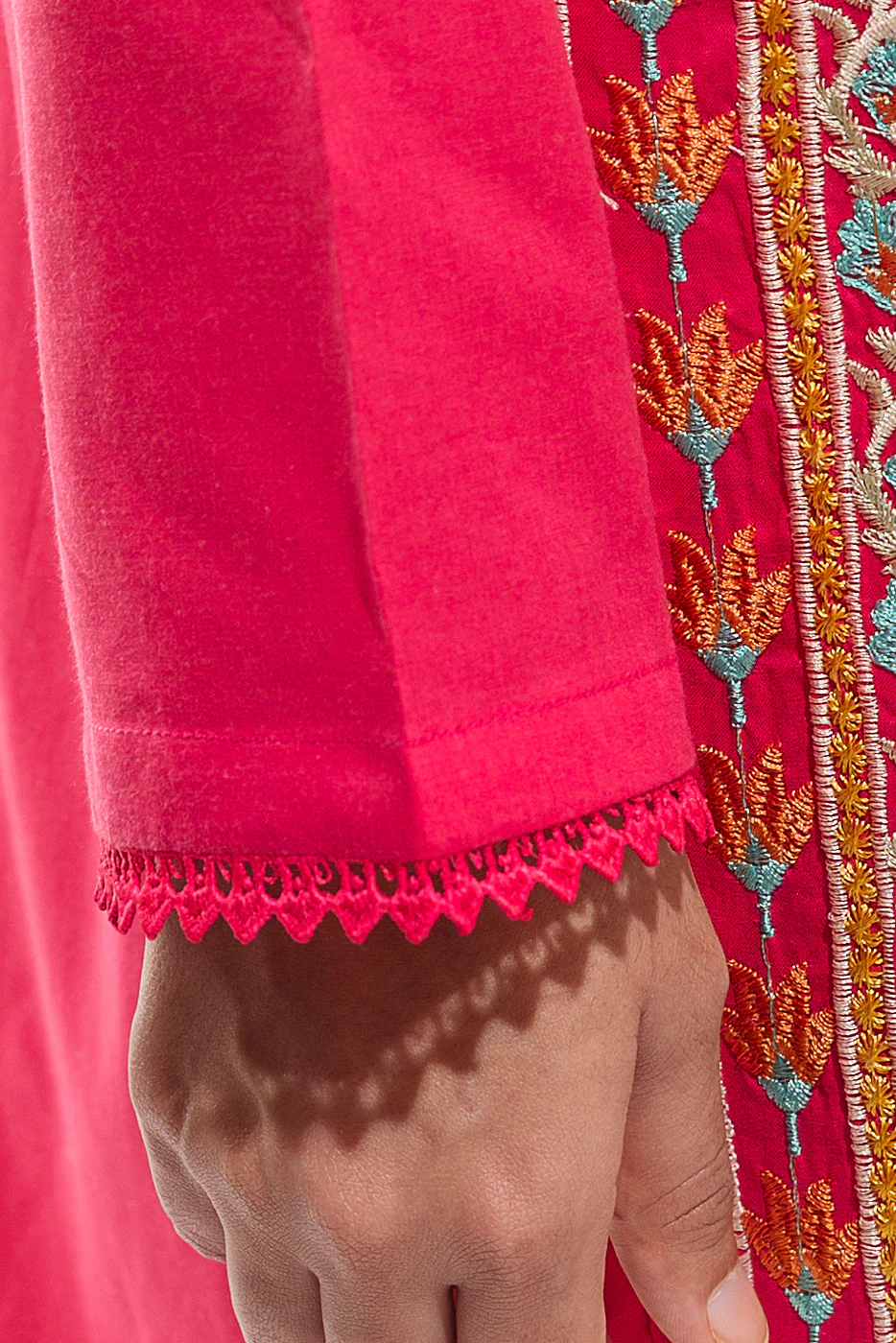 EMBROIDERED LAWN SHIRT (PRET) - Image 4