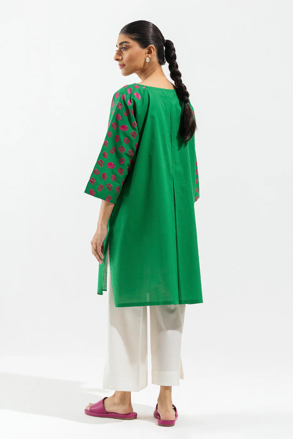 EMBROIDERED LAWN SHIRT (PRET) - Image 4
