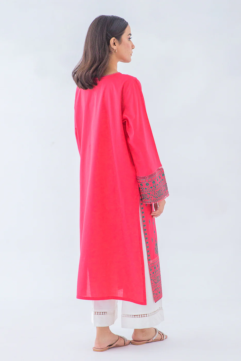 EMBROIDERED LAWN SHIRT (PRET) - Image 2