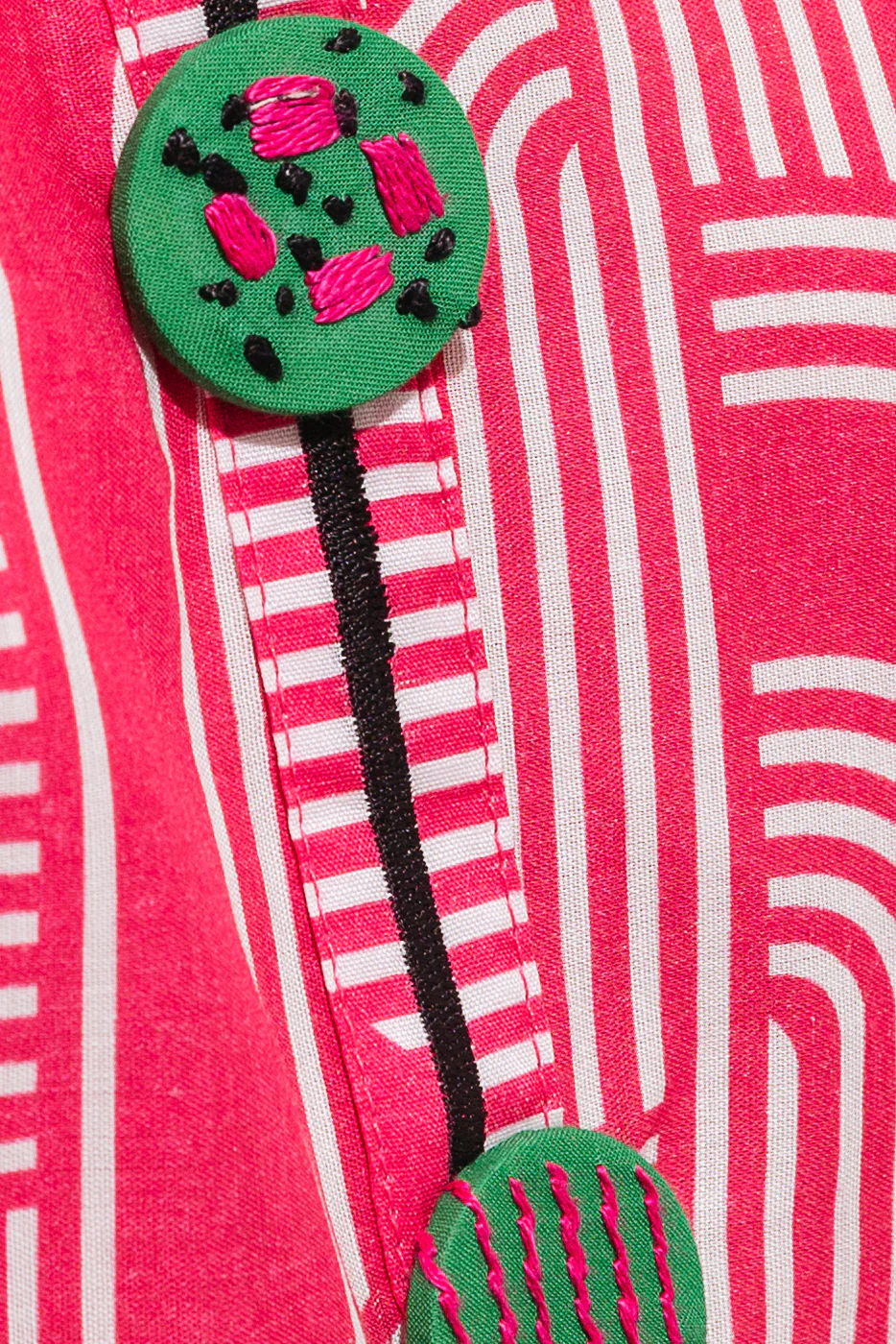 EMBROIDERED PRINTED LAWN SHIRT (PRET) - Image 3