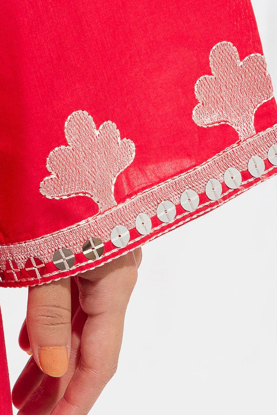EMBROIDERED LAWN SHIRT (PRET) - Image 4