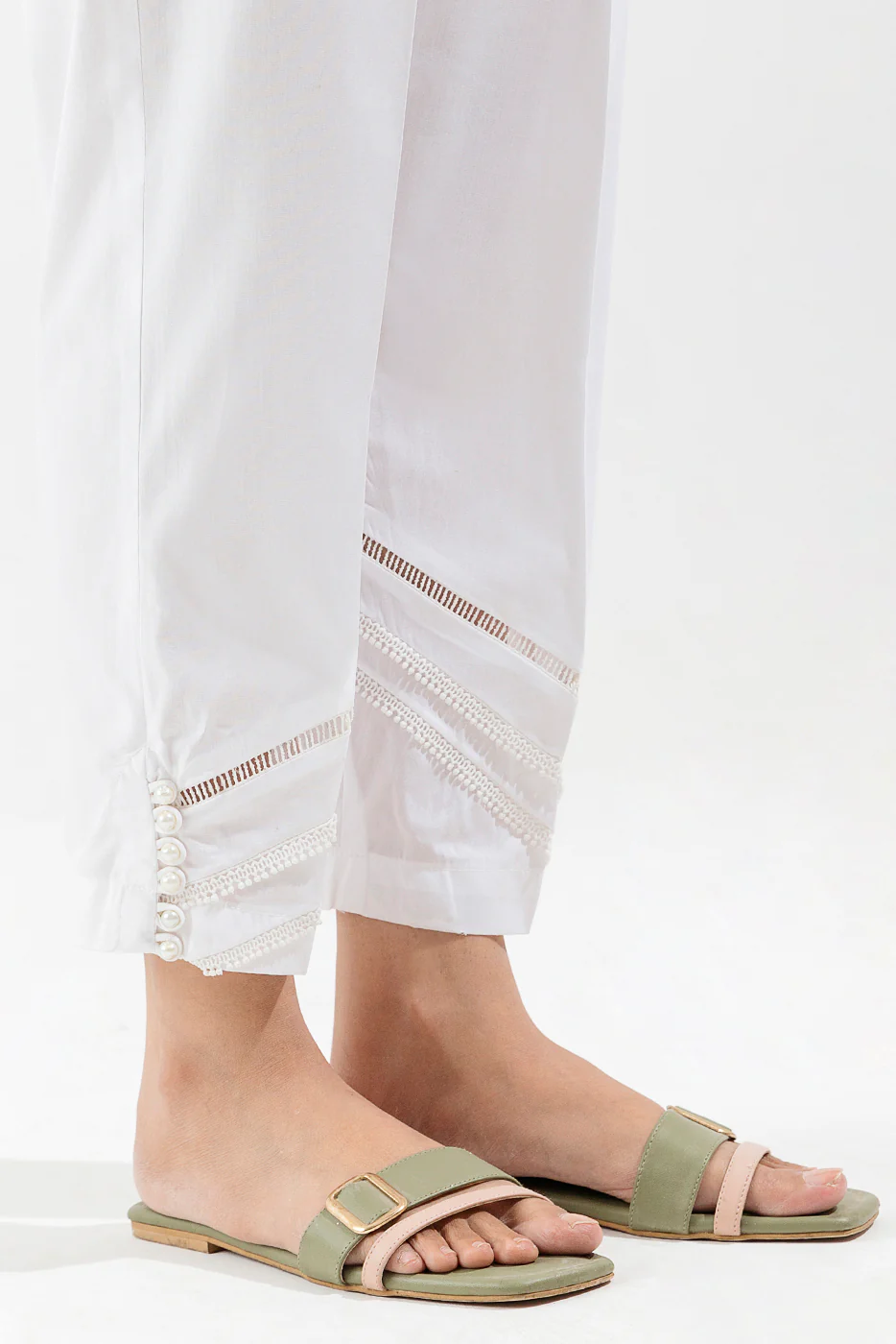 BASIC STRAIGHT PANTS