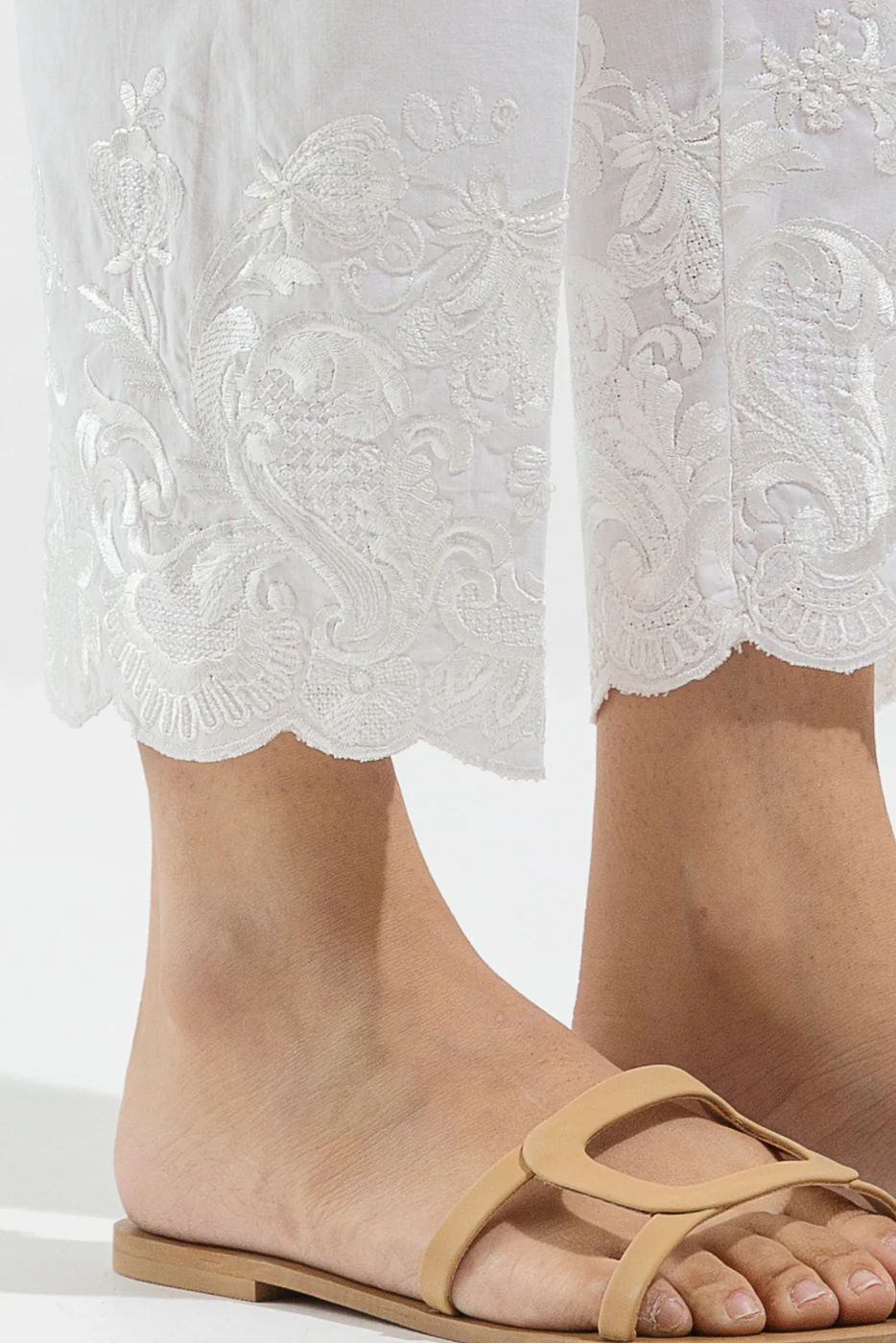 EMBROIDERED STRAIGHT PANTS - Image 2