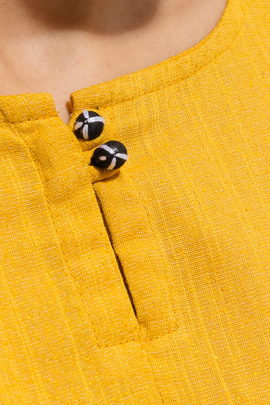BASIC TEXTURED SHIRT (PRET) - Image 2