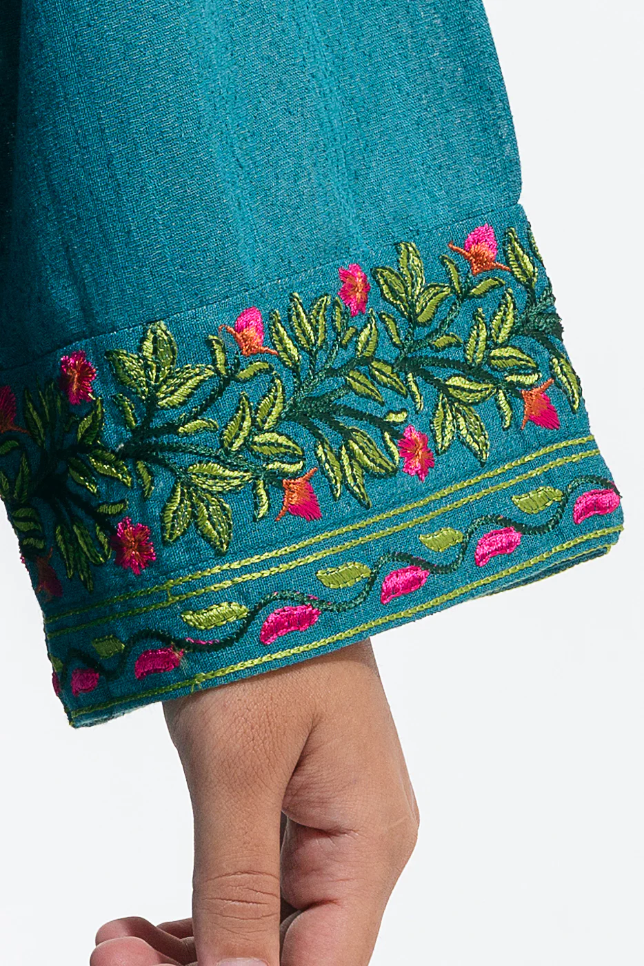 EMBROIDERED TEXTURED SHIRT (PRET) - Image 4