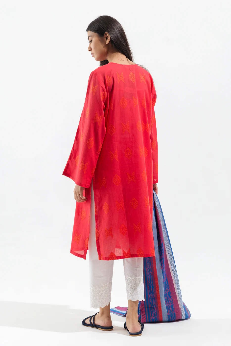 2 PIECE EMBROIDERED MULTI JACQUARD SUIT (PRET) - Image 3