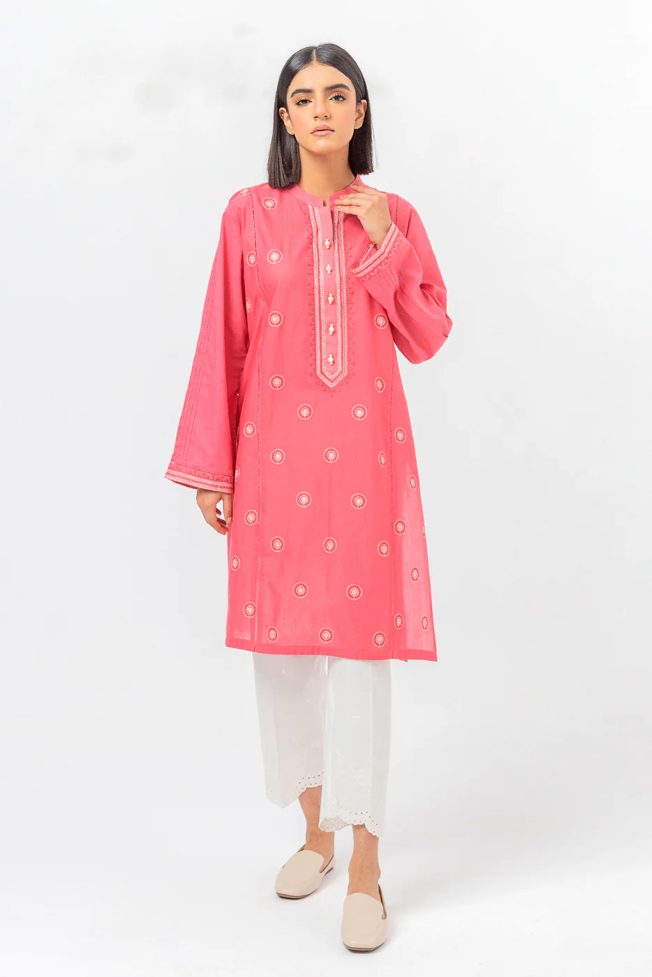 EMBROIDERED LAWN SHIRT (PRET) - Image 3