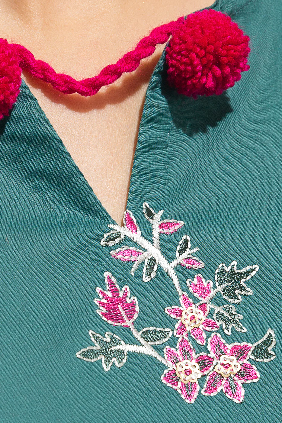 EMBROIDERED LAWN SHIRT (PRET) - Image 3