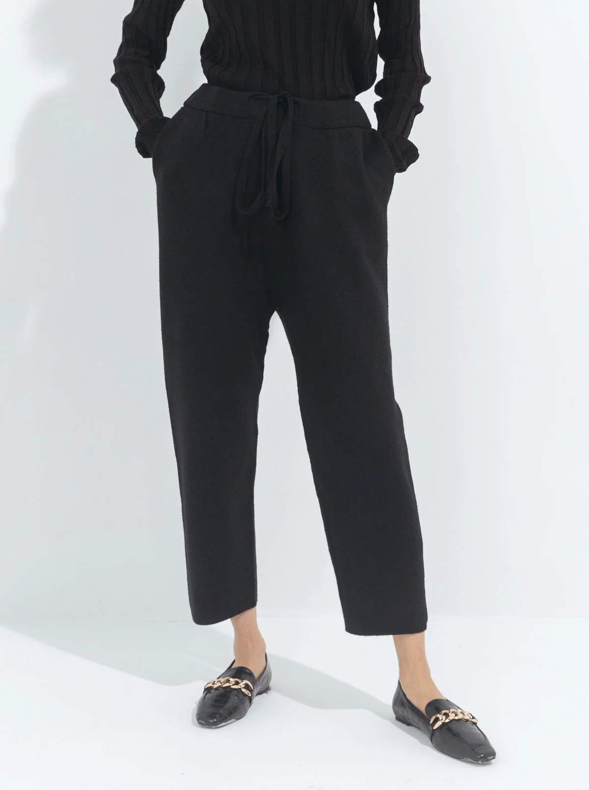 BLACK SWEATER KNIT STRAIGHT PANTS - Image 2