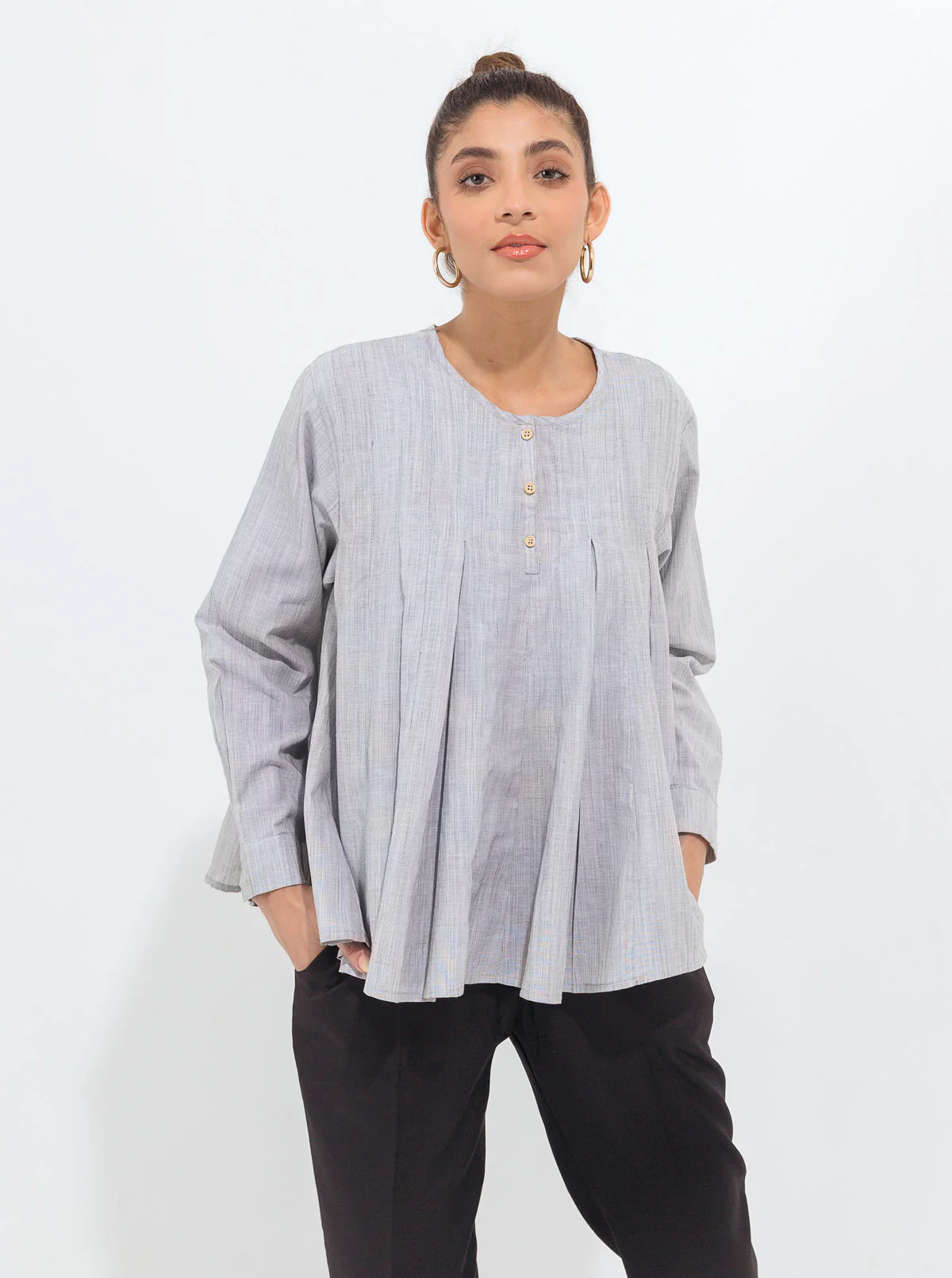 GRAY TEXTURED PLEATED PEPLUM - Image 3