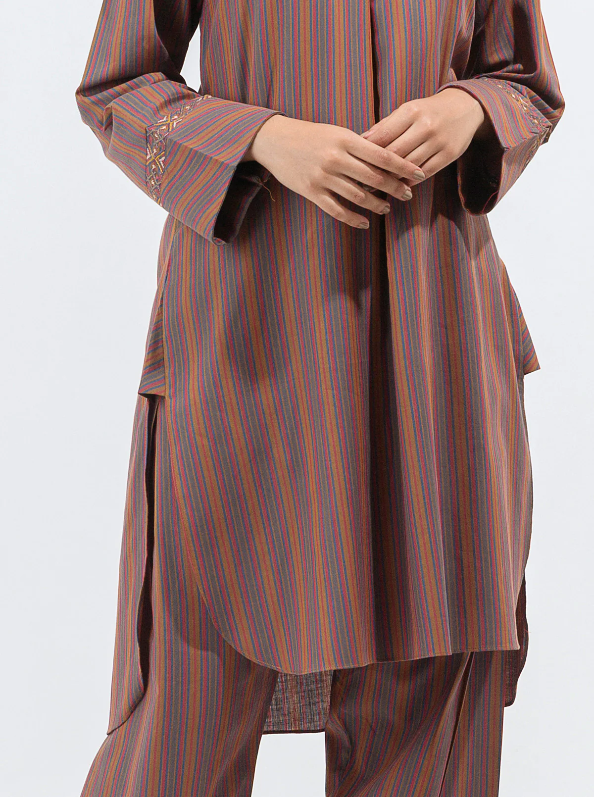 EMBROIDERED SHIRT WITH SHALWAR - Image 2