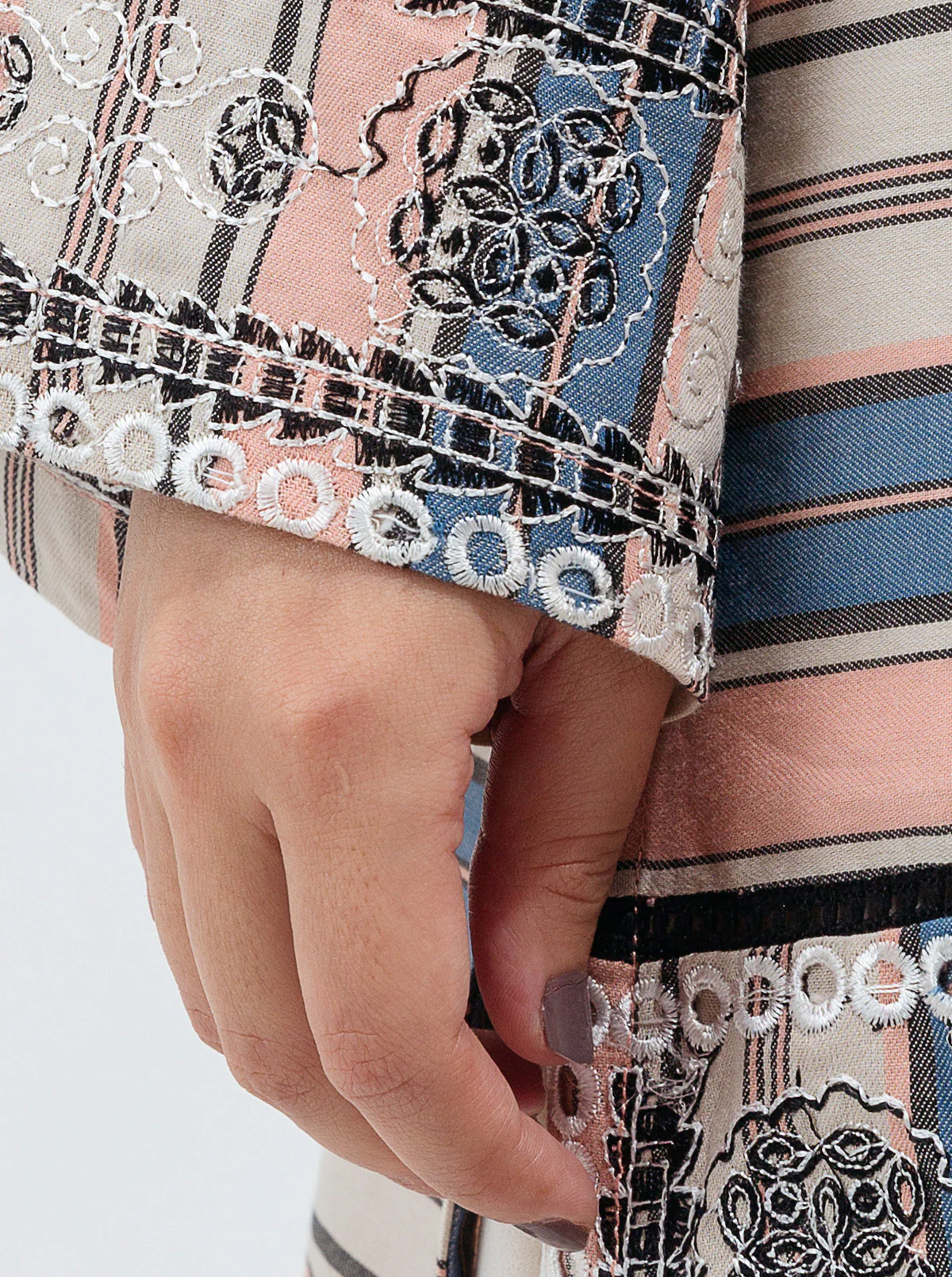 EMBROIDERED SHIRT - Image 4