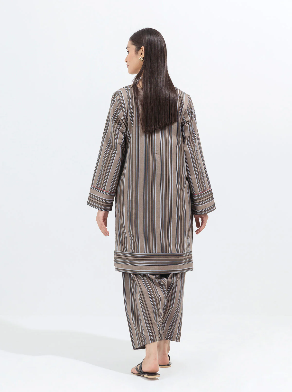 EMBROIDERED SHIRT WITH SHALWAR - Image 4