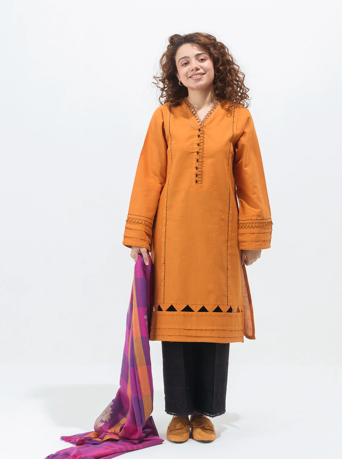 BASIC SHIRT WITH DUPATTA - Image 3