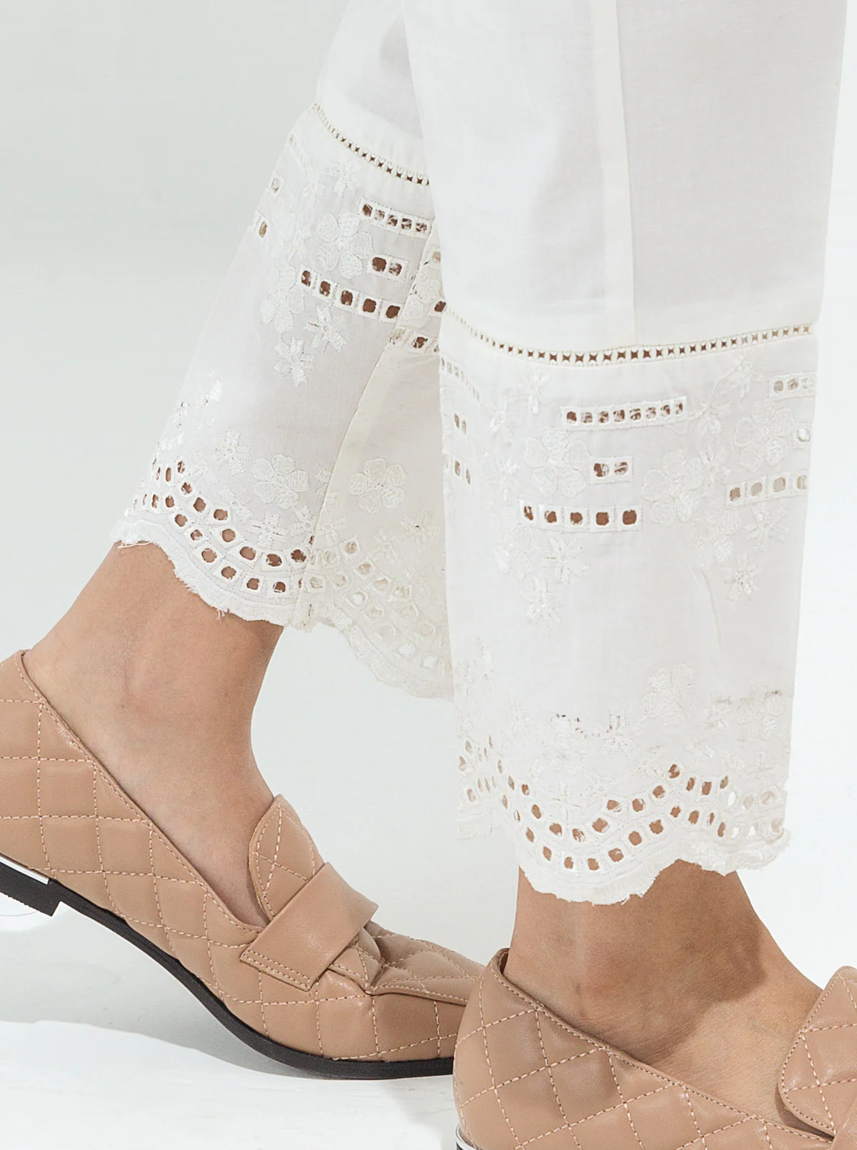 EMBROIDERED STRAIGHT PANTS - Image 2