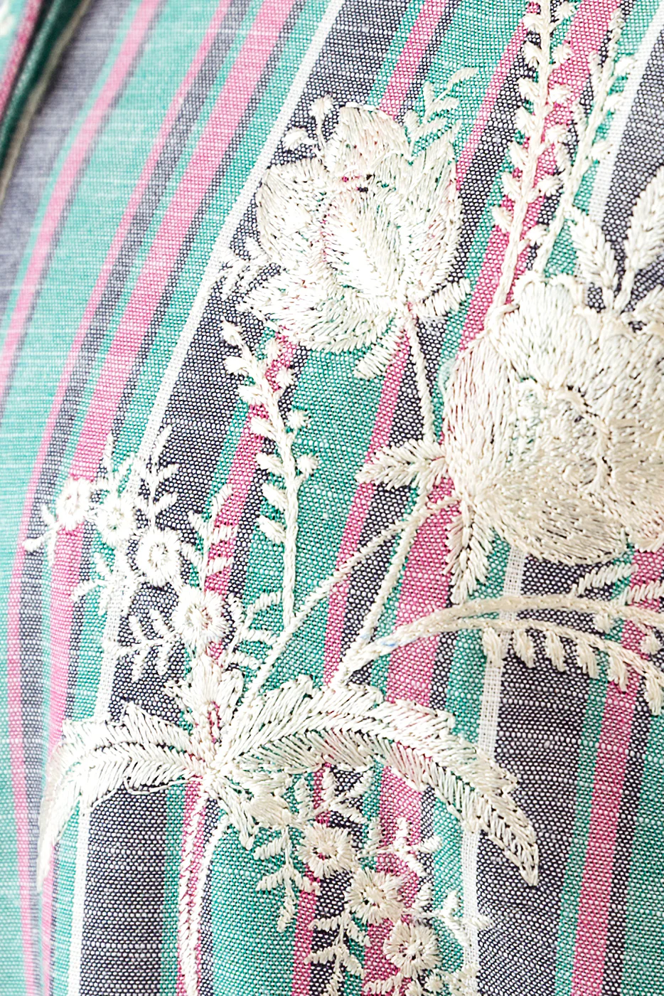 EMBROIDERED YARN DYED SHIRT (PRET) - Image 3