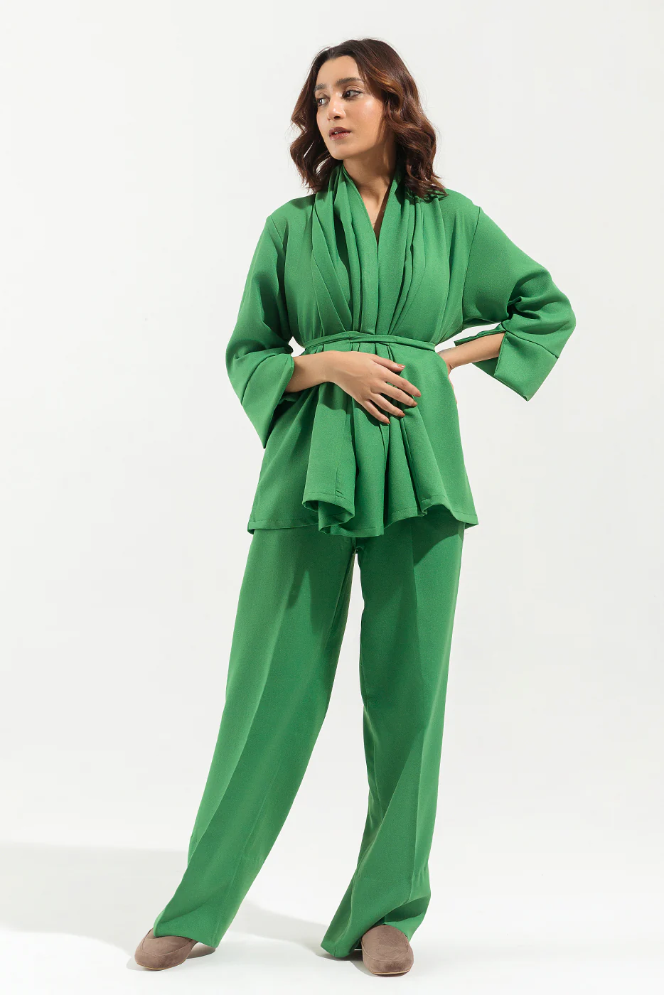 GREEN BOW TIE CO-ORD SET - Image 3
