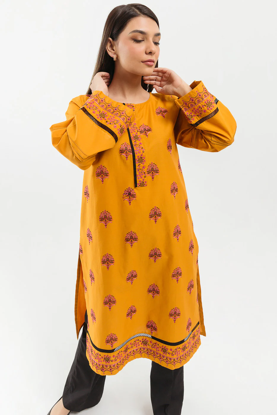 EMBROIDERED SHIRT
