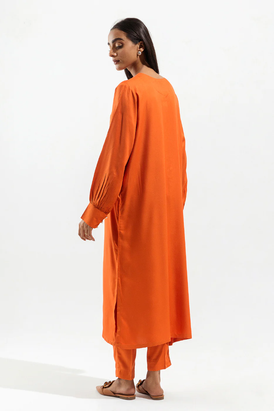 2 PIECE CREPE SUIT (PRET) - Image 2