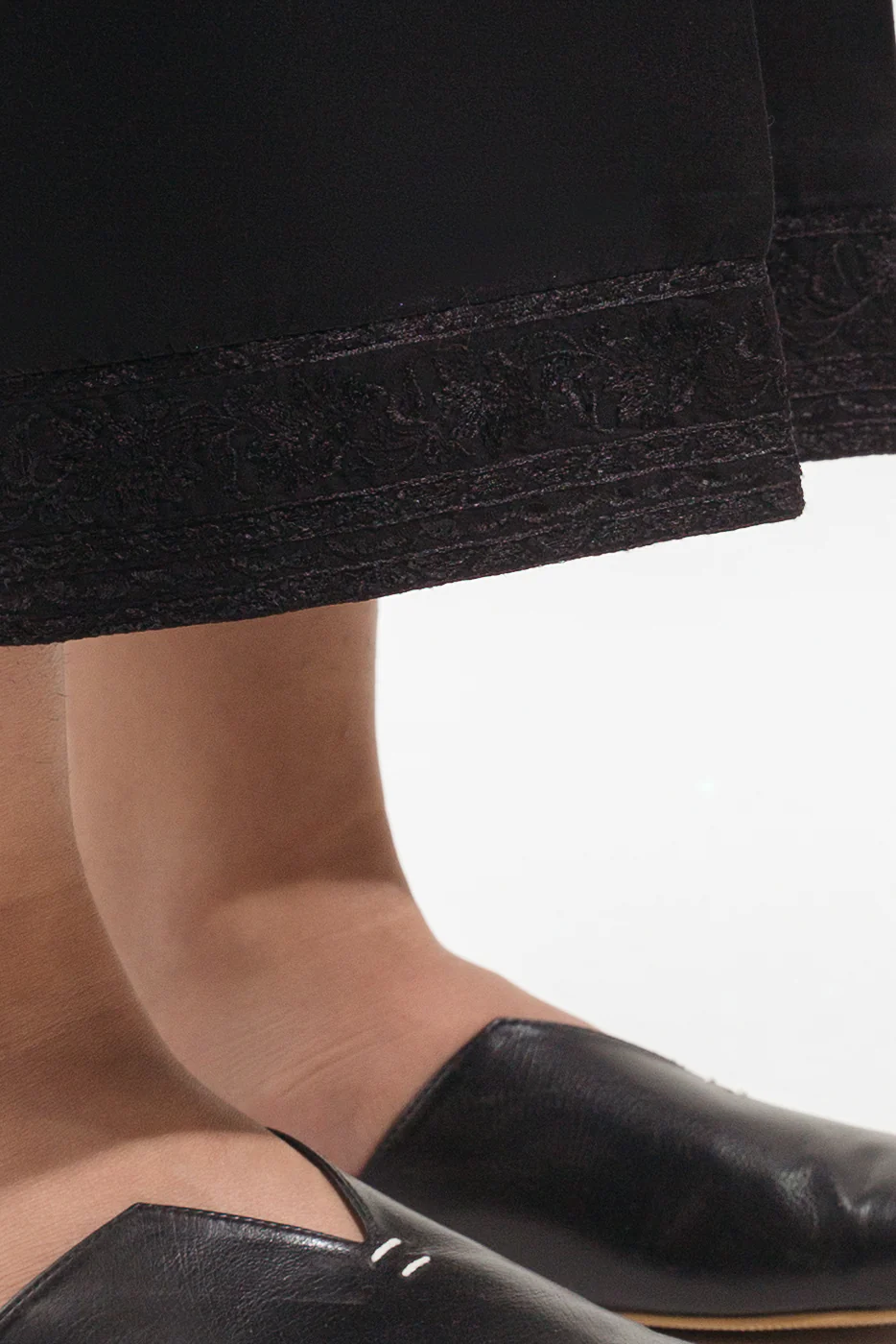 EMBROIDERED SLACK PANTS - Image 2