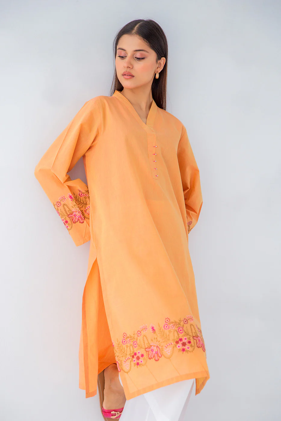 EMBROIDERED YARN DYED SHIRT (PRET) - Image 3
