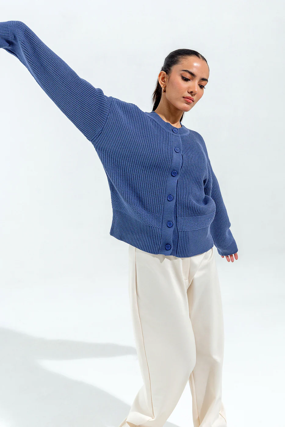 KNITTED CREW NECK CARDIGAN - Image 2