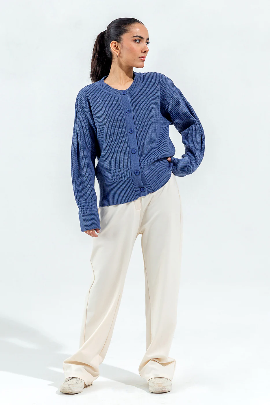KNITTED CREW NECK CARDIGAN - Image 4