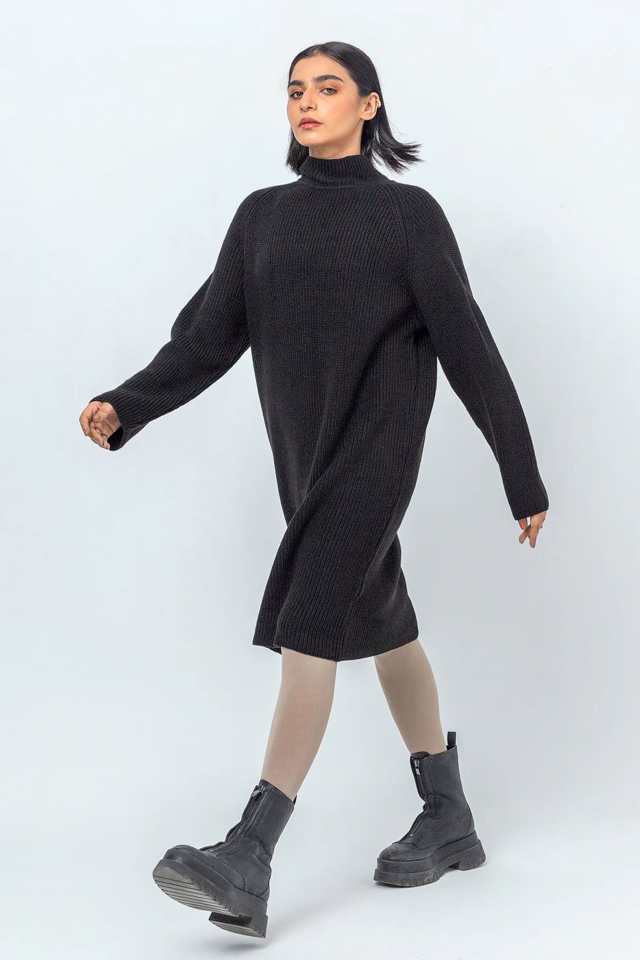 BLACK SWEATER KNIT DRESS - Image 2
