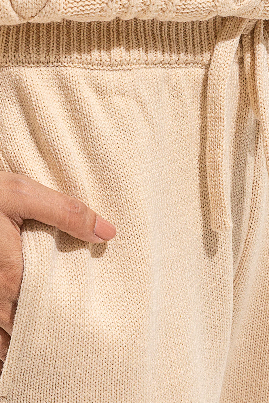 KNITTED JOGGER PANTS - Image 4