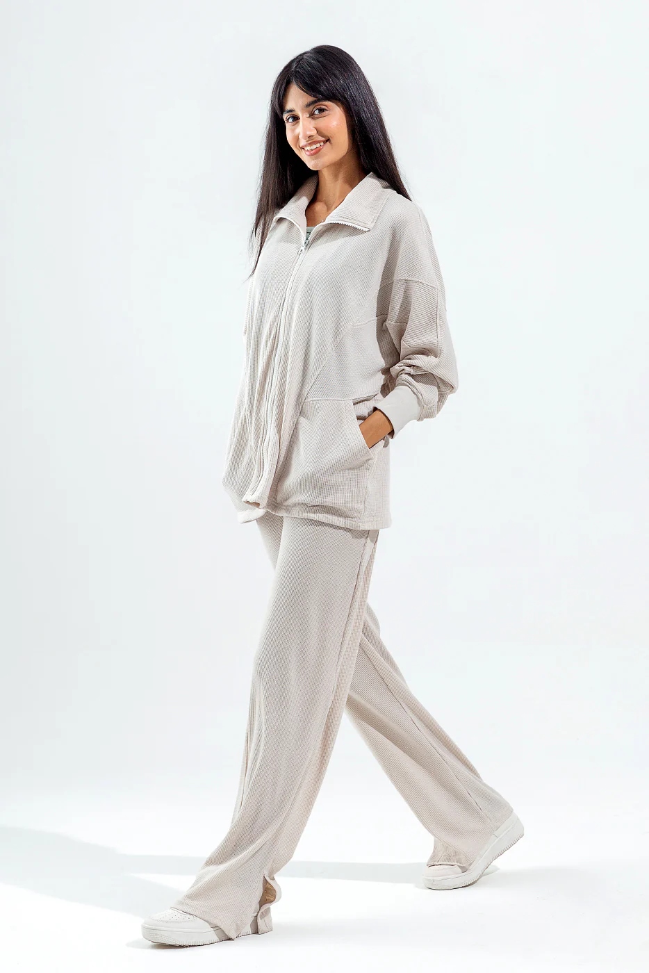 LOOSE FIT TRACKSUIT - Image 4