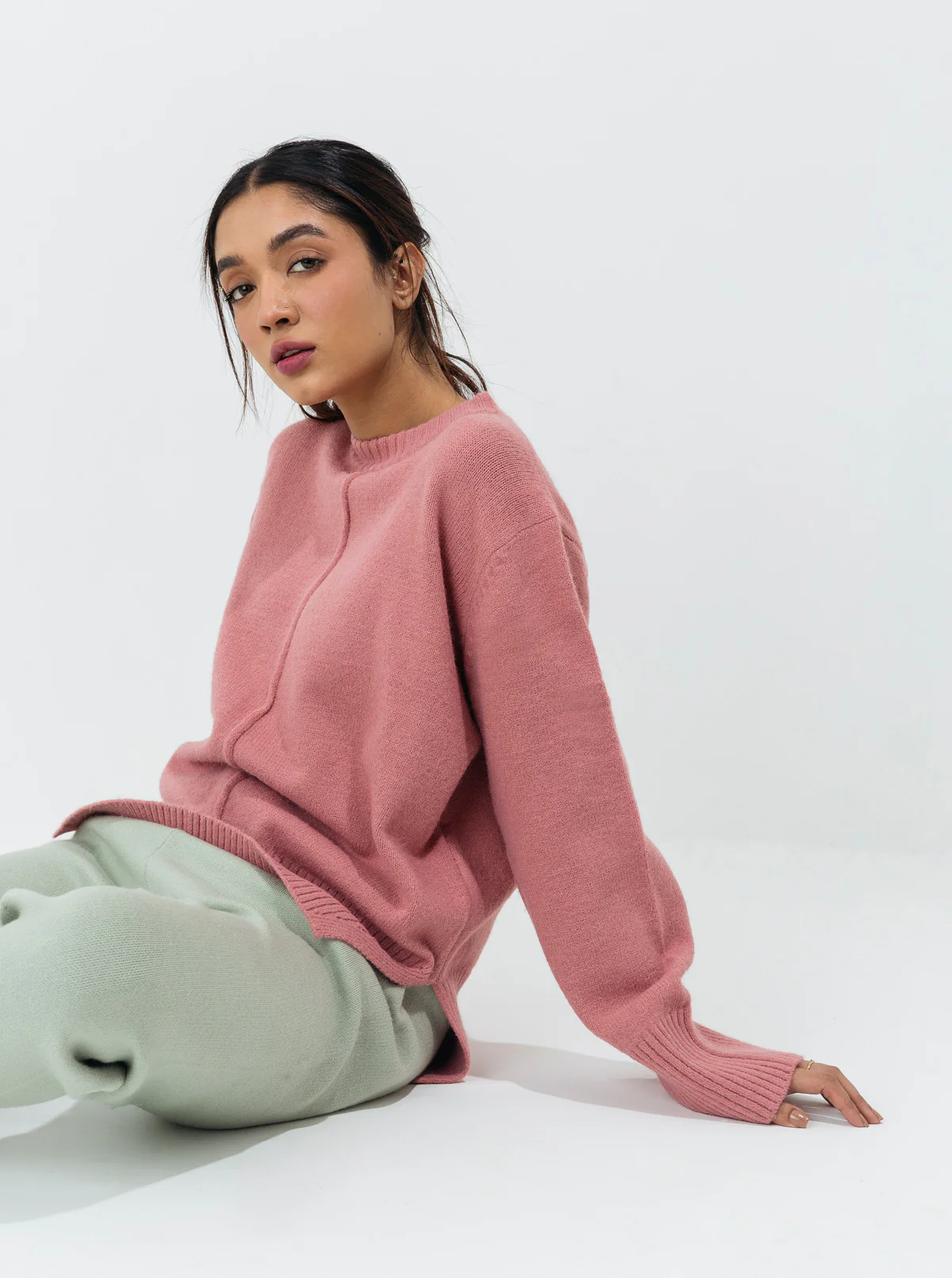 LIGHT PINK RIBBED HEM PULLOVER - Image 2