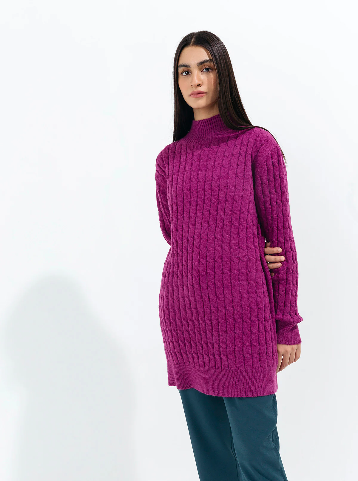 PLUM CABLE KNIT LONG PULLOVER - Image 4