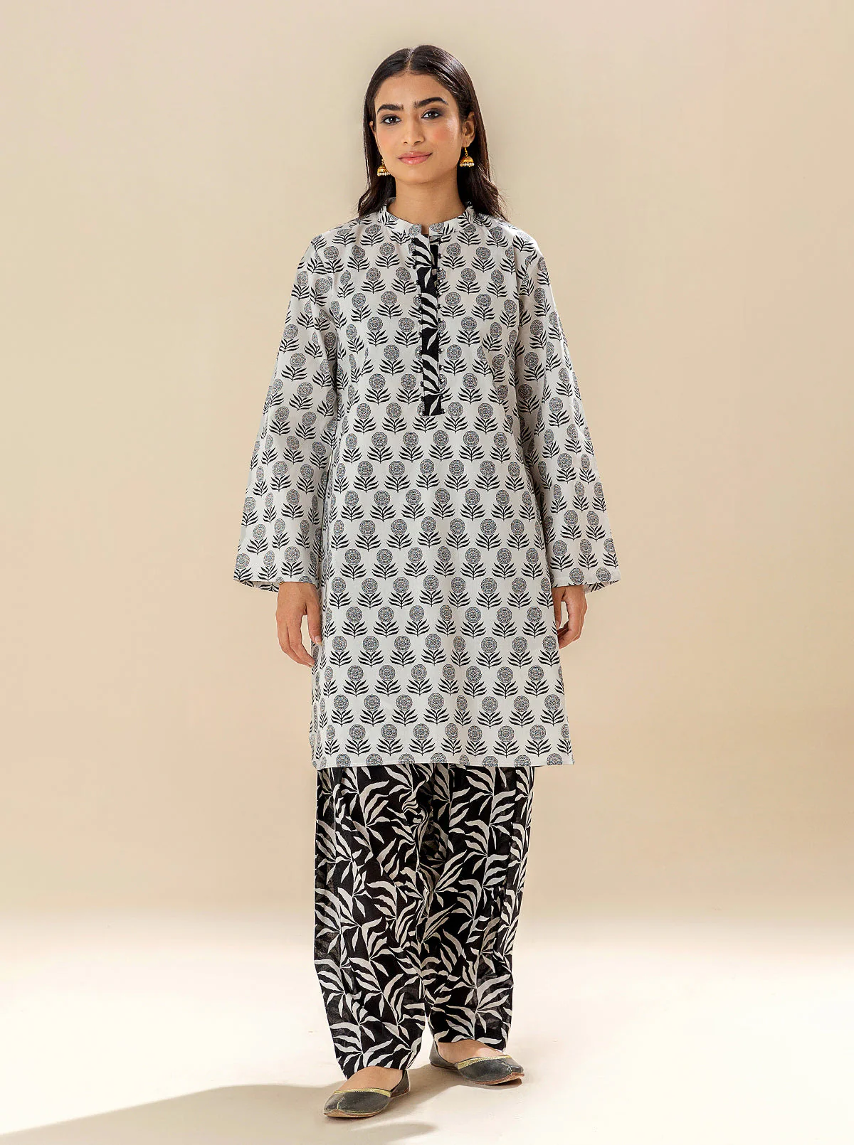2 PIECE PRINTED LAWN SUIT - ETHNIC VIBE (UNSTITCHED) - Image 2