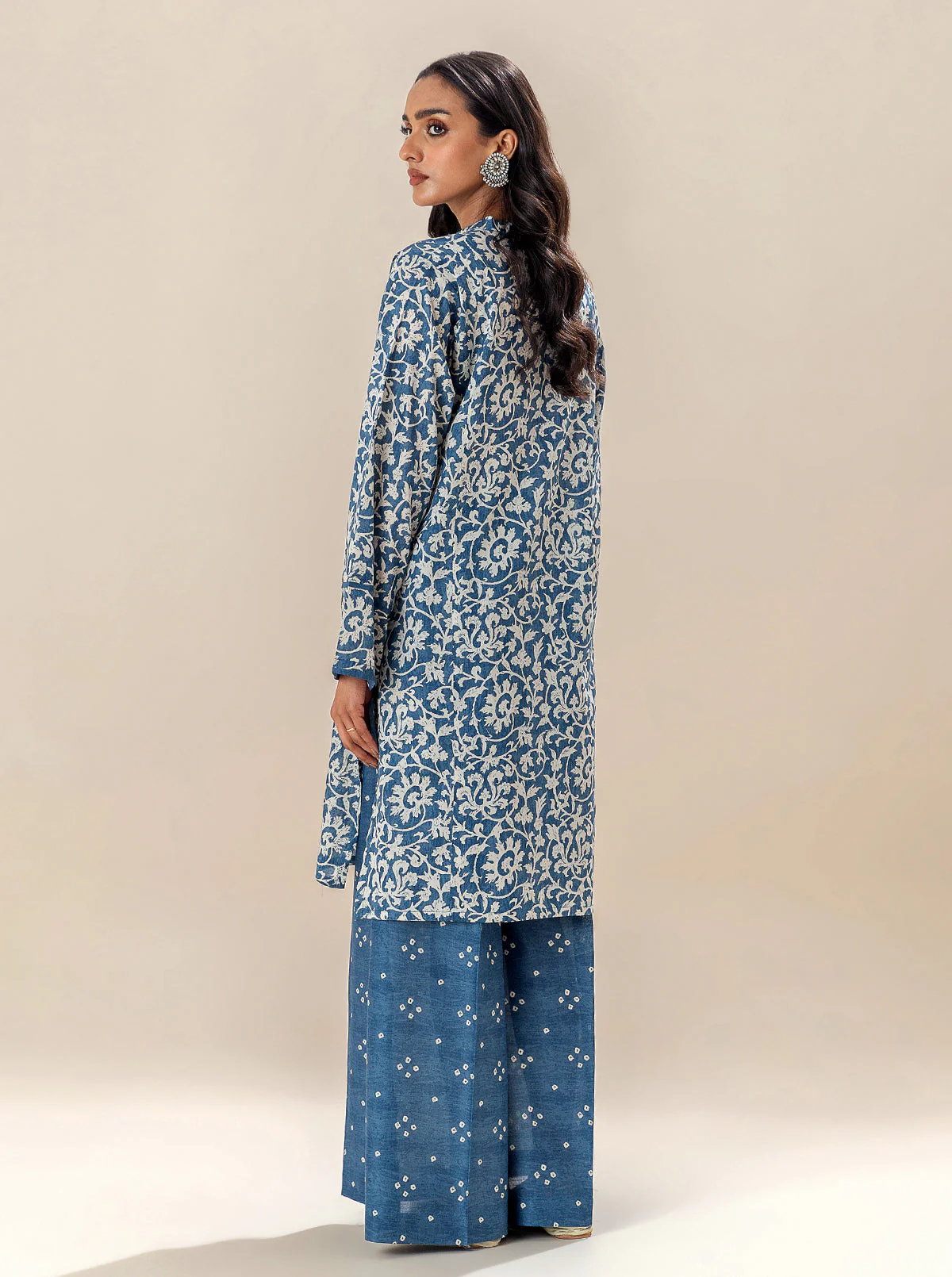 2 PIECE PRINTED LAWN SUIT-INDIGO DREAMS (UNSTITCHED) - Image 2