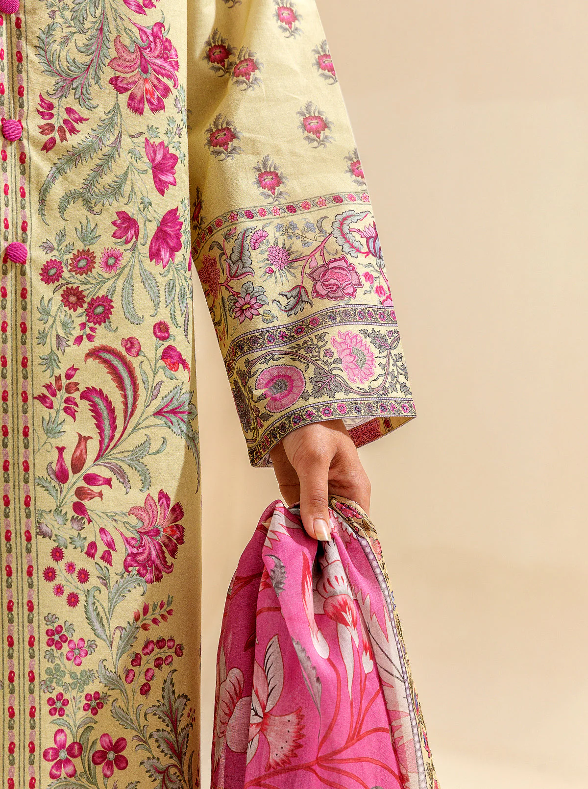 3 PIECE PRINTED LAWN SUIT - BEAUTY GARDEN (UNSTITCHED) - Image 6
