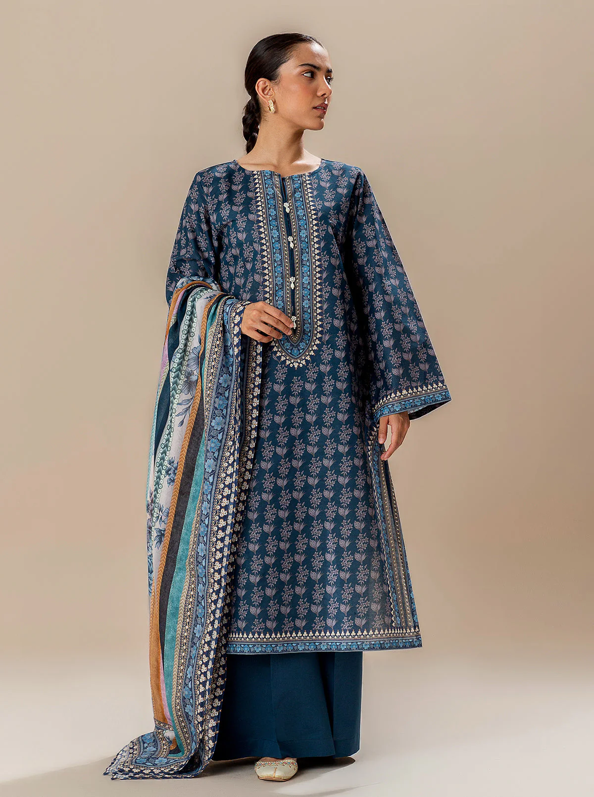 3 PIECE PRINTED LAWN SUIT-MIDNIGHT TRADITION (UNSTITCHED) - Image 3